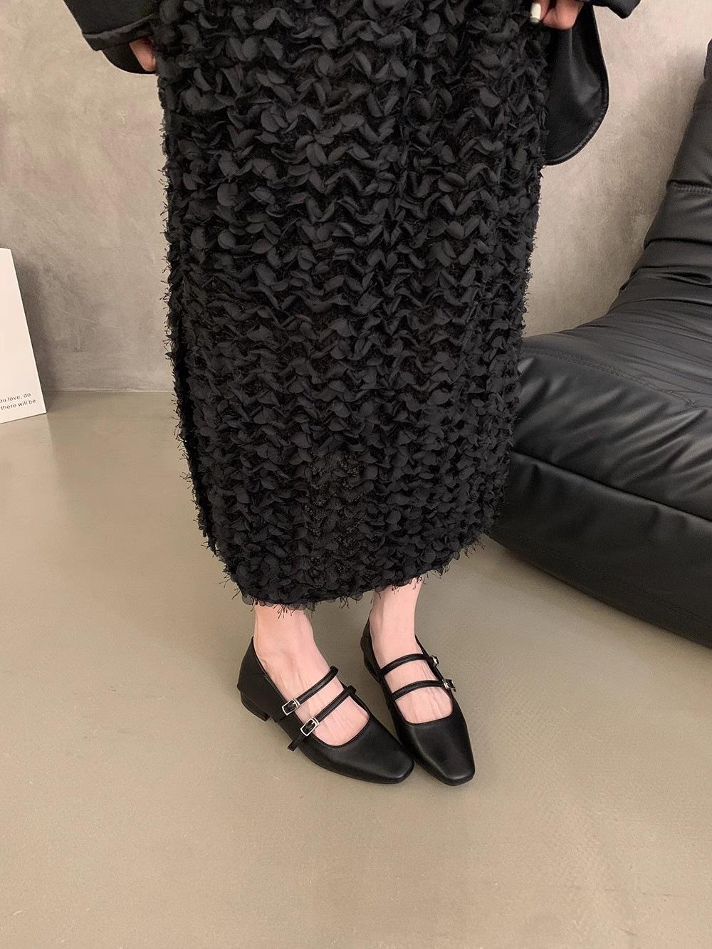 

Корейская версия дизайнерского смысла, легкие туфли-лодочки, маленькие кожаные туфли, женские туфли на толстом каблуке, летняя новинка французского ретро-серебра Мэри Джейн 39 чёрный