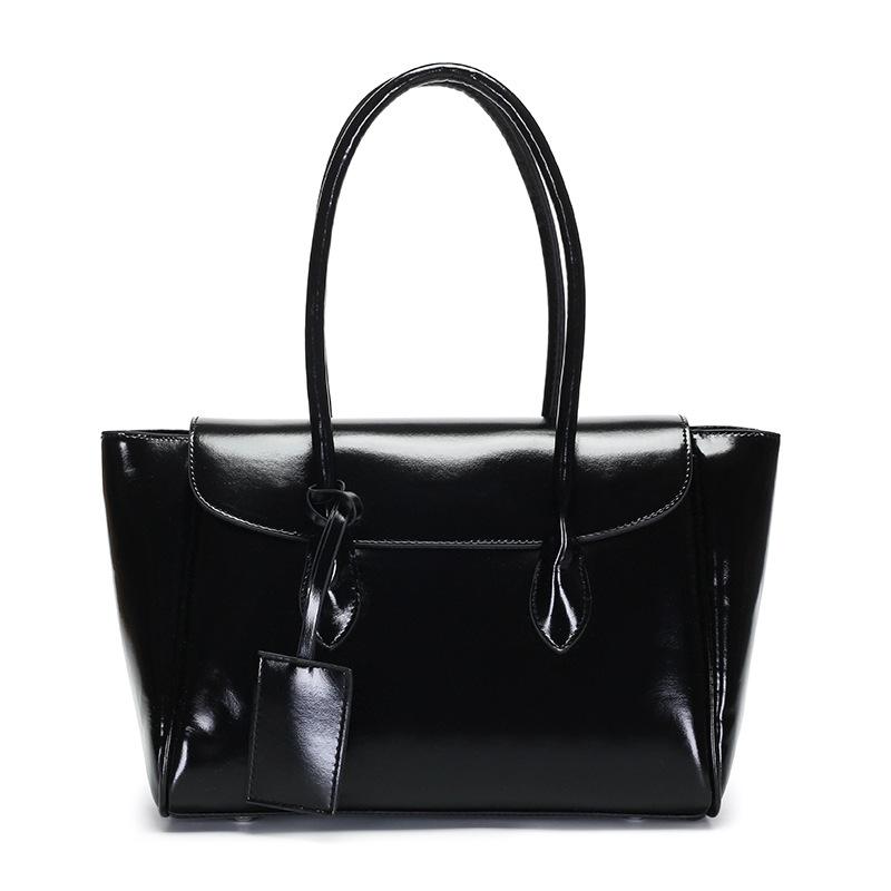 

Bag, Women s Crossbody Fashionable Armpit Bag, Hand-held Large Capacity Patent Leather Shoulder Bag чёрный