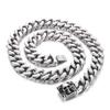 Collana spessa con catena di macinazione su due lati lucidatura di teschi da uomo retrò personalizzati europei e americani