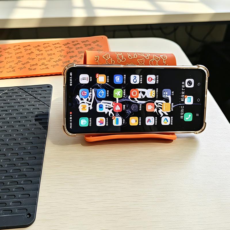 Flexible Silicone Phone Holder: Foldable Desktop Stand for Apple & Xiaomi