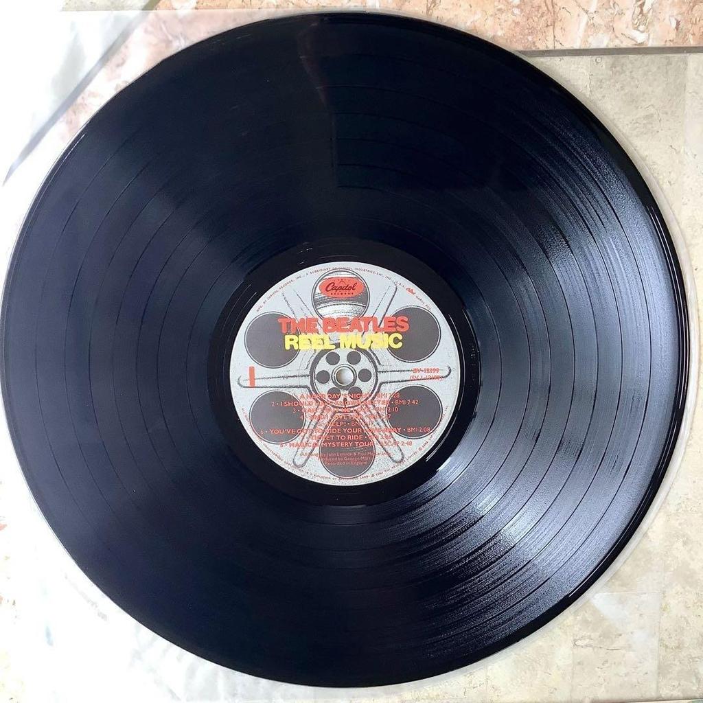 [USED] Rare! Record In Excellent Condition! The Beatles 1982 US Original Reel Music