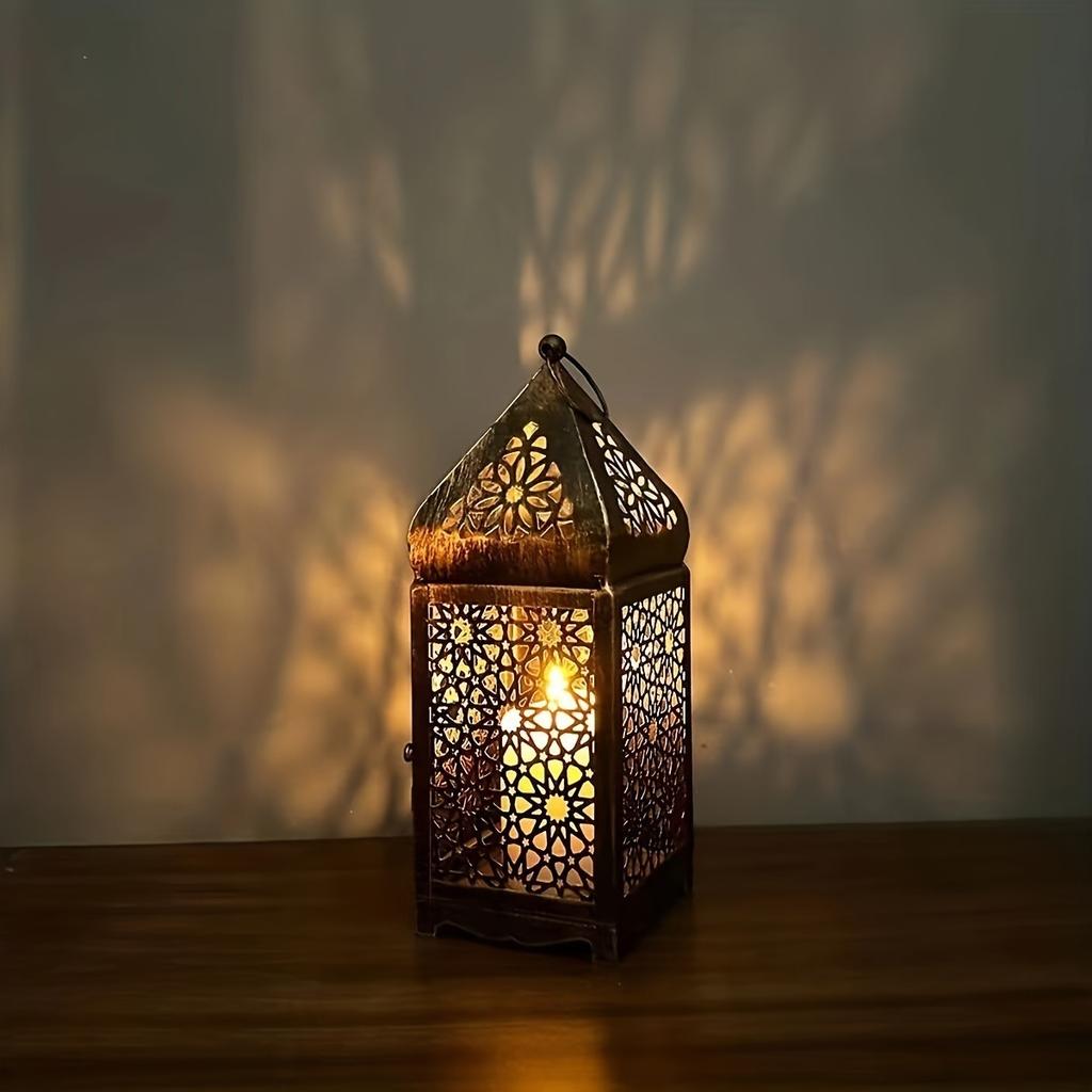Lanterna Portacandela in Metallo, Portacandela Lanterna Marocchina Vuota Retrò, Adatta per Decorazioni Domestiche, Decorazione Rustica Retrò da Fattoria per Parete, Candela Non Inclusa