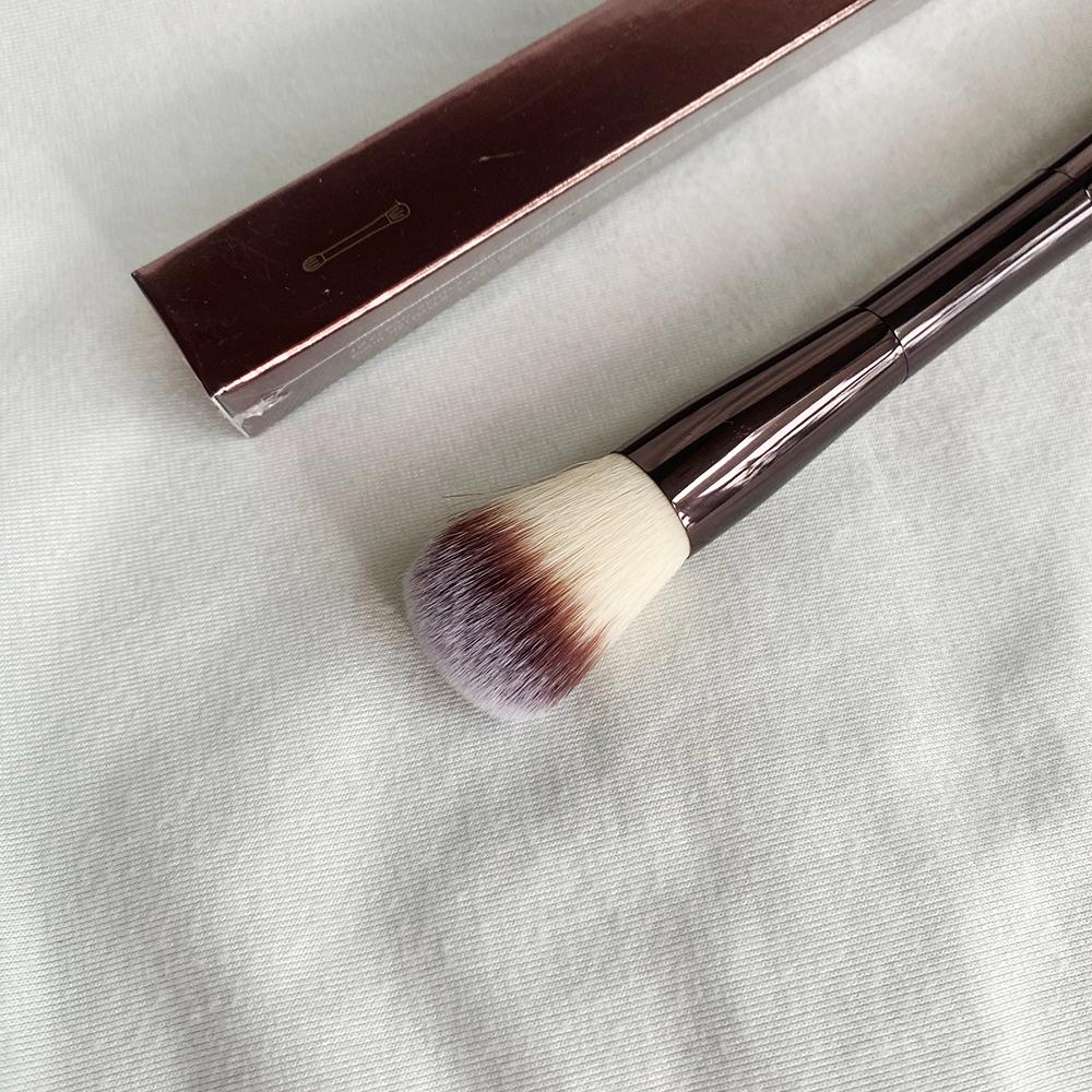 Ensemble de Pinceaux Contour Visage Pinceau Fond de Teint Blush et Pinceau Édition Éclairage Ambiant Kit de Pinceaux de Maquillage 2 pièces