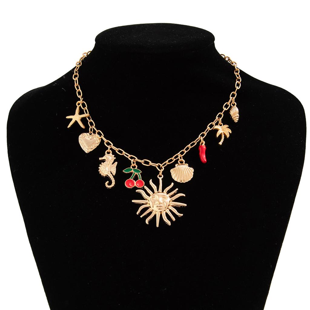 Ocean Inspired Chunky Shell Starfish Pendant Necklace Summer Beach Jewelry Gift Elegant Clavicle Chian for Women