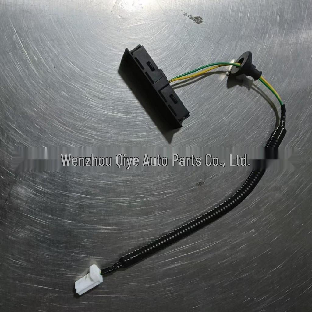 25380-3JA0B/253803JA0B: Compatible Tailgate Button for 2013-19 Nissan Pathfinder.