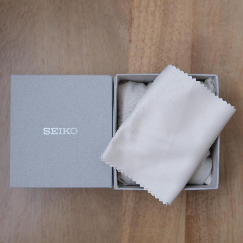 [USED] SEIKO Watch Box, Sold In Packs of 10