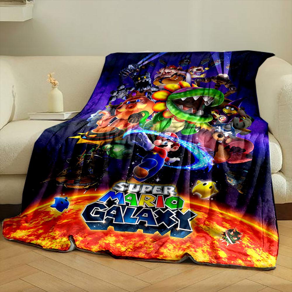 Bunte Charaktere und Elemente aus **Super Mario Galaxy** im Weltall. Decke für alle Jahreszeiten Mittagspause Überwurf Geschenk