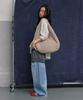 Haveawhale Boucle Pebble Bag (Be)