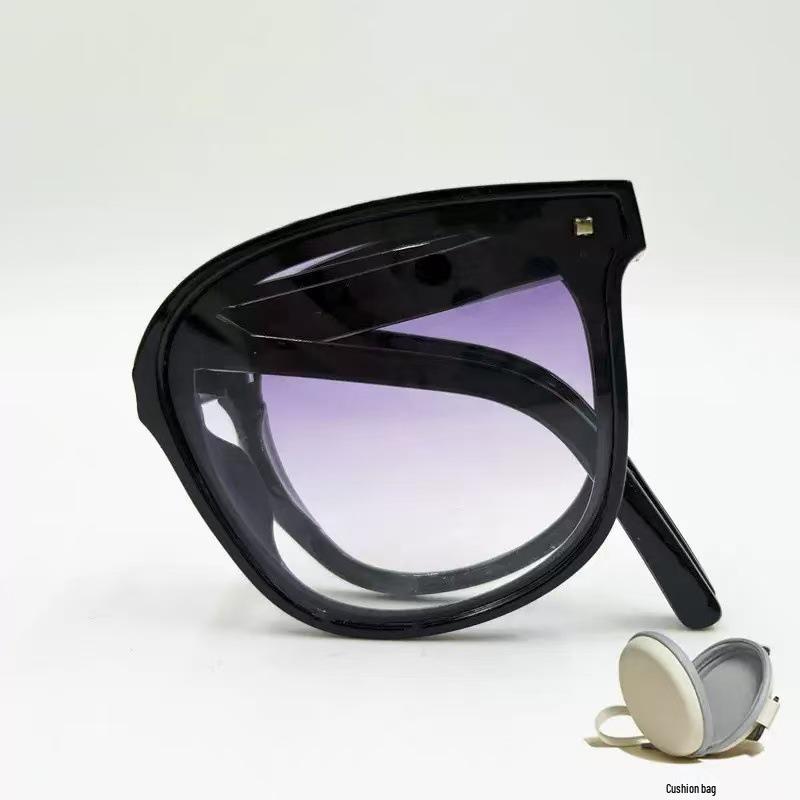 Foldable Women's Sunglasses - Fashionable Sun Protection for Influencers