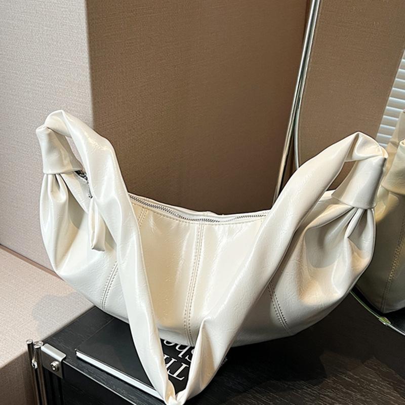 Casual Personality Large Capacity Crossbody Dumpling Bag Women's 2025 Summer New Trendy Niche Solid Color Simple Shoulder Bag