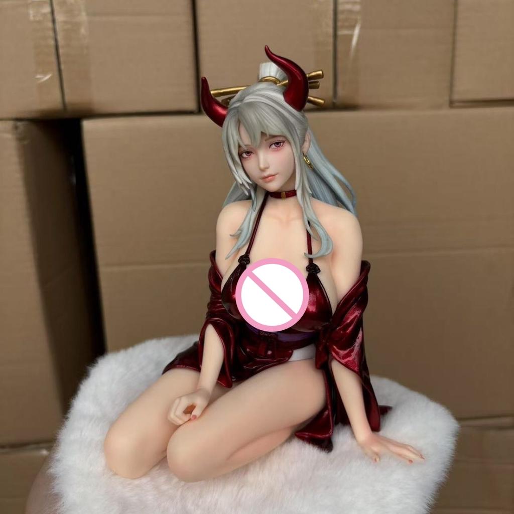 Brand New One Piece Yamato Figure Hot Kimono Kneeling Pose 18cm Red Devil Horns Long Silver Hair Collectible Model Ornament