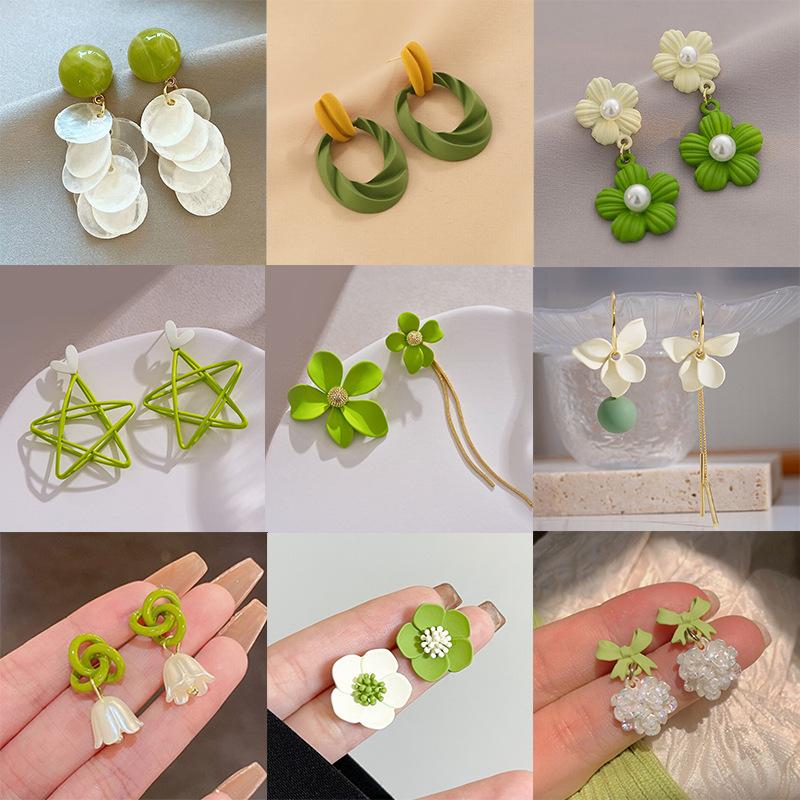 French Romantic Green Flower Asymmetric Tassel Drop Earrings New Design Jewelry for Women's or Girl’s Sweet Ear Accessories
