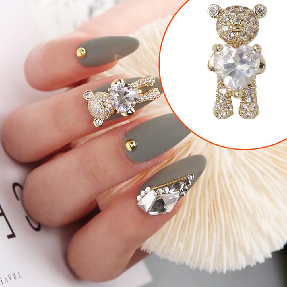 

Design Zircons Nail Jewelry Bear Beating Heart 3D Nail Rhinestones DIY Nail Art Decorations