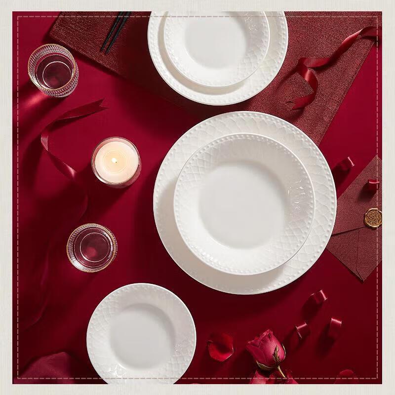 Margaronte Fontainebleau Bone China Tableware Set 19-Piece