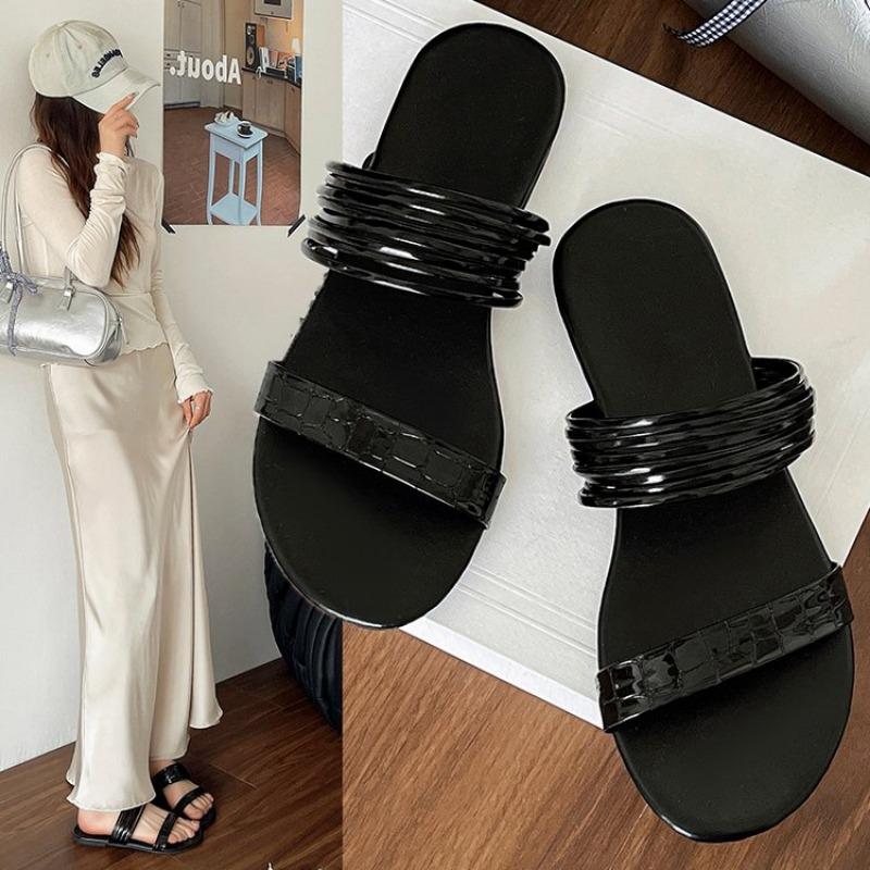 2024 Korean Version of Thin Belt Combination One Line Soft Leather Square Slippers Women's Open Toe Flat Beach Slippers