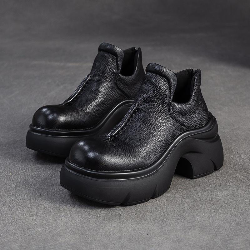 Jie Zhou Autumn/Winter 2025 Women's Retro Cowhide Short Boots - Solid Color, Back Zipper, Casual & Versatile.