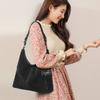 Modische Neue Damen-Tasche mit Großem Fassungsvermögen Vielseitige Retro-Umhängetasche Tägliche Einfache Beliebte Ein-Schulter-Pendler-Tragetaschen