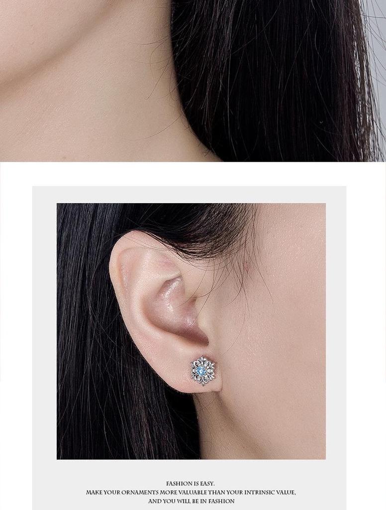Elegante Schneeflocken-Ohrstecker mit blauem Zirkon für Damen - Vielseitiges und liebliches Weihnachtsgeschenk