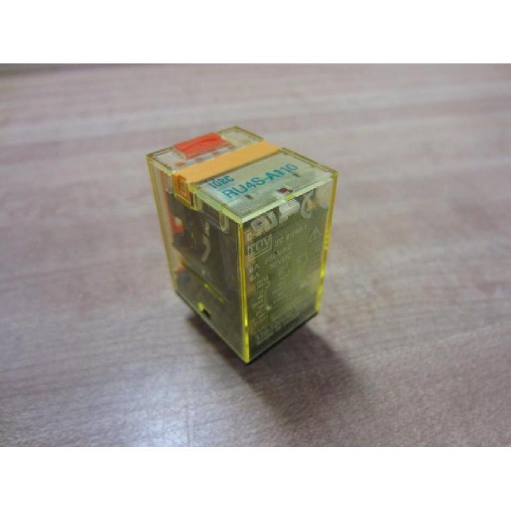 IDEC RU4S-A110 110 VAC Coil Voltage, 4 Poles 4PDT, 50/60 HZ, Plain Style, Plug in Terminal, RU Series, Universal Relay