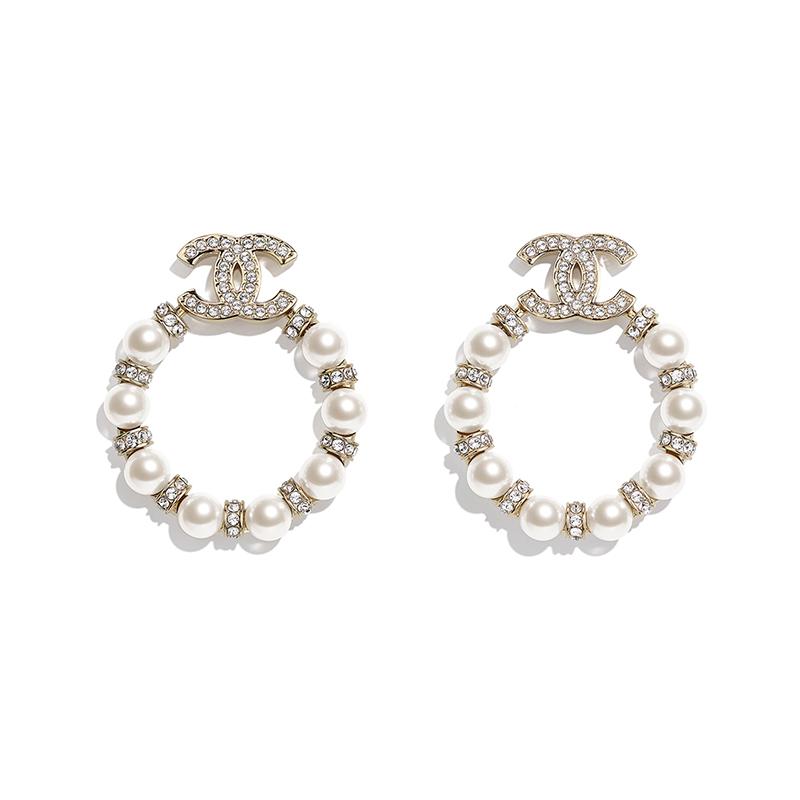 

CHANEL round with double C decorative crystal white pearl earrings for women білий