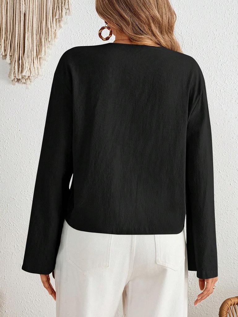 2025 Lace-Up V-Neck Long-Sleeve Top: European & American Cross-Season Casual Women's Fashion
