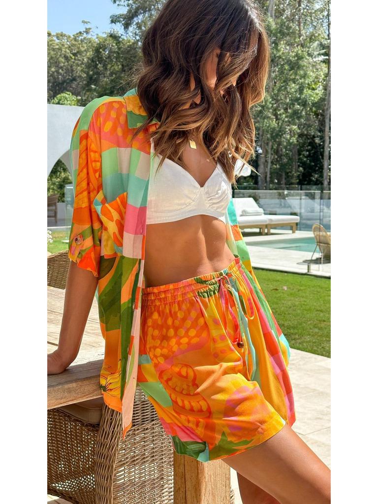 Bohemian Summer Shirt & Shorts Set: Thai-Inspired Beach Vacation Style