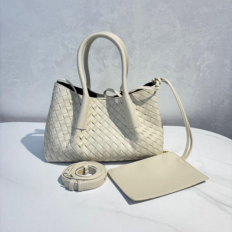 Cowhide hand-woven bag, tote bag, genuine leather French casual portable premium sense bag, shoulder messenger women s bag