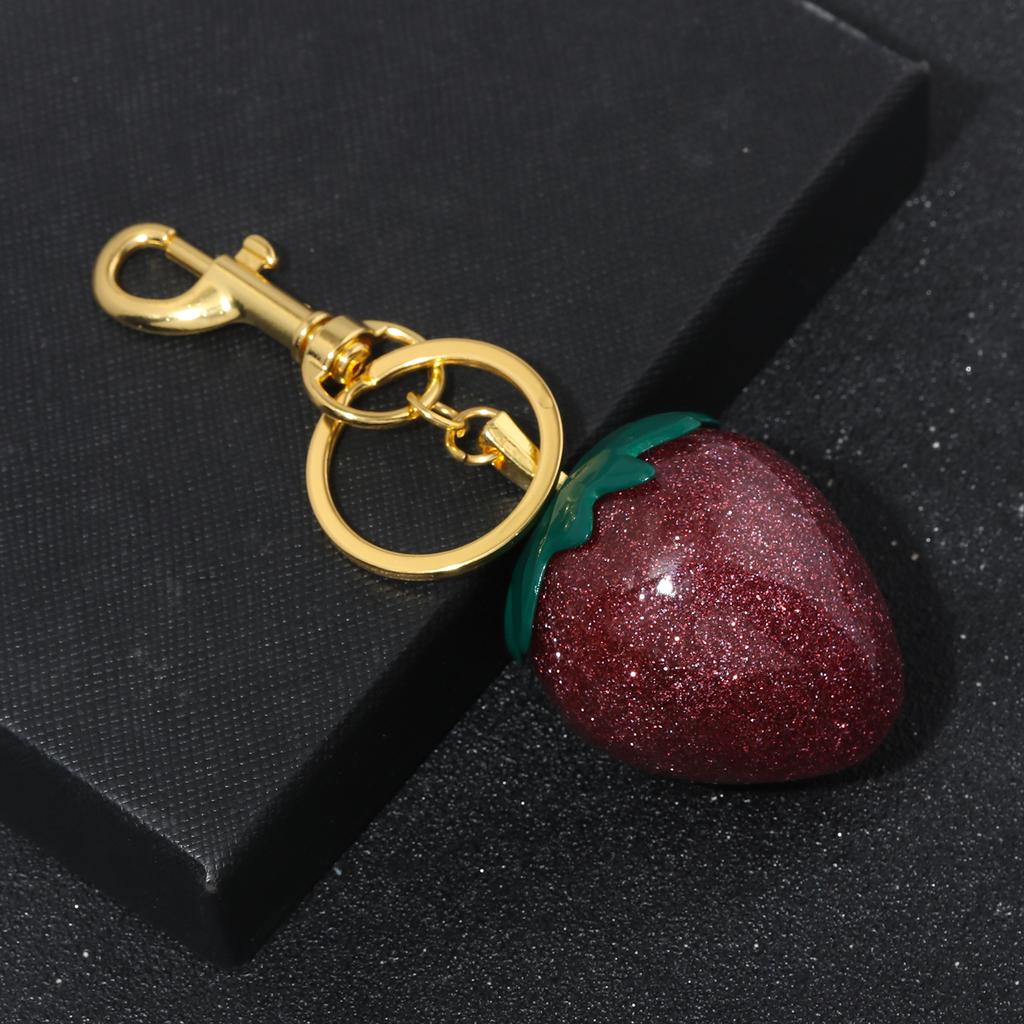 Fashion  Strawberry Keychain Exquisite Red Crystal Strawberry Pendant Keyring For Backpack Elegant Charm Jewelry Gifts