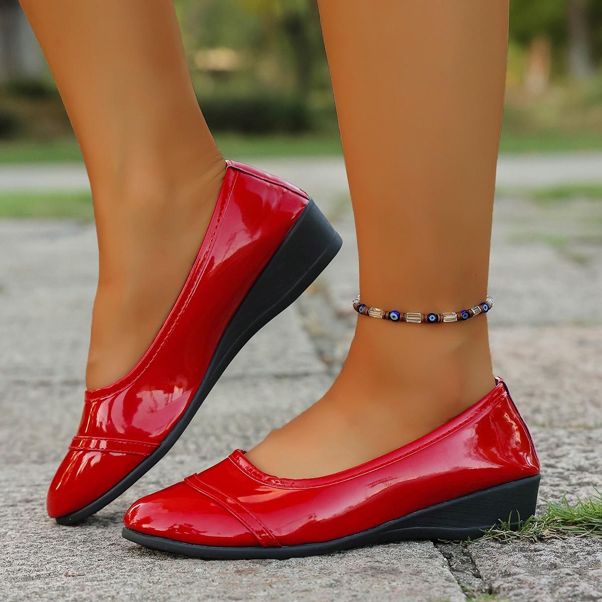 

Женские мокасины для вождения с острым носком широкой полноты - Лоферы на низком клину из мягкой кожи для весны/осени, Повседневные слипоны 36 красный