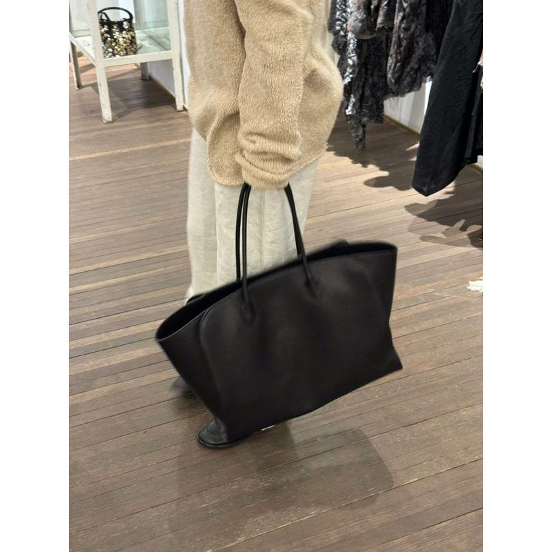 

2025 New Arrival Summer Large Capacity Totes Women s Fashion All-Match Handbag Commuter Bag Big Bag Underarm Shoulder Bag Default