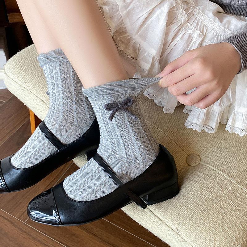Japanese JK Sweet Bowknot Tied Middle Tube Socks Women Heel Bow Socks Casual Black White Pile Socks Girls Sports Cotton Socks