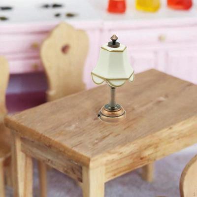 1/12 Bebek Evi Akrilik Masa Lambası Bebek Evi Aydınlatması Dekoratif Oyuncak Mini için