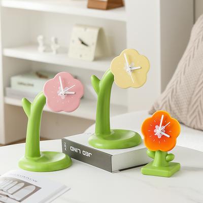 Bending Over Floral Clock Living Room Tabletop Decoration Small Ornaments Light Luxury Simple Atmosphere Home Decoration