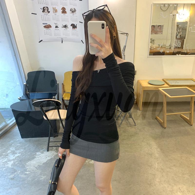 

2026 Autumn Off-Shoulder Long-Sleeve Korean Style T-shirt for Women - Simple and Elegant L