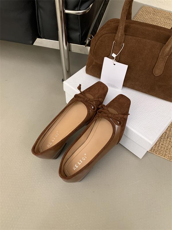 

2025 spring and autumn new square head bow soft-soled shoes shallow mouth women s shoes elegant versatile flat shoes 39