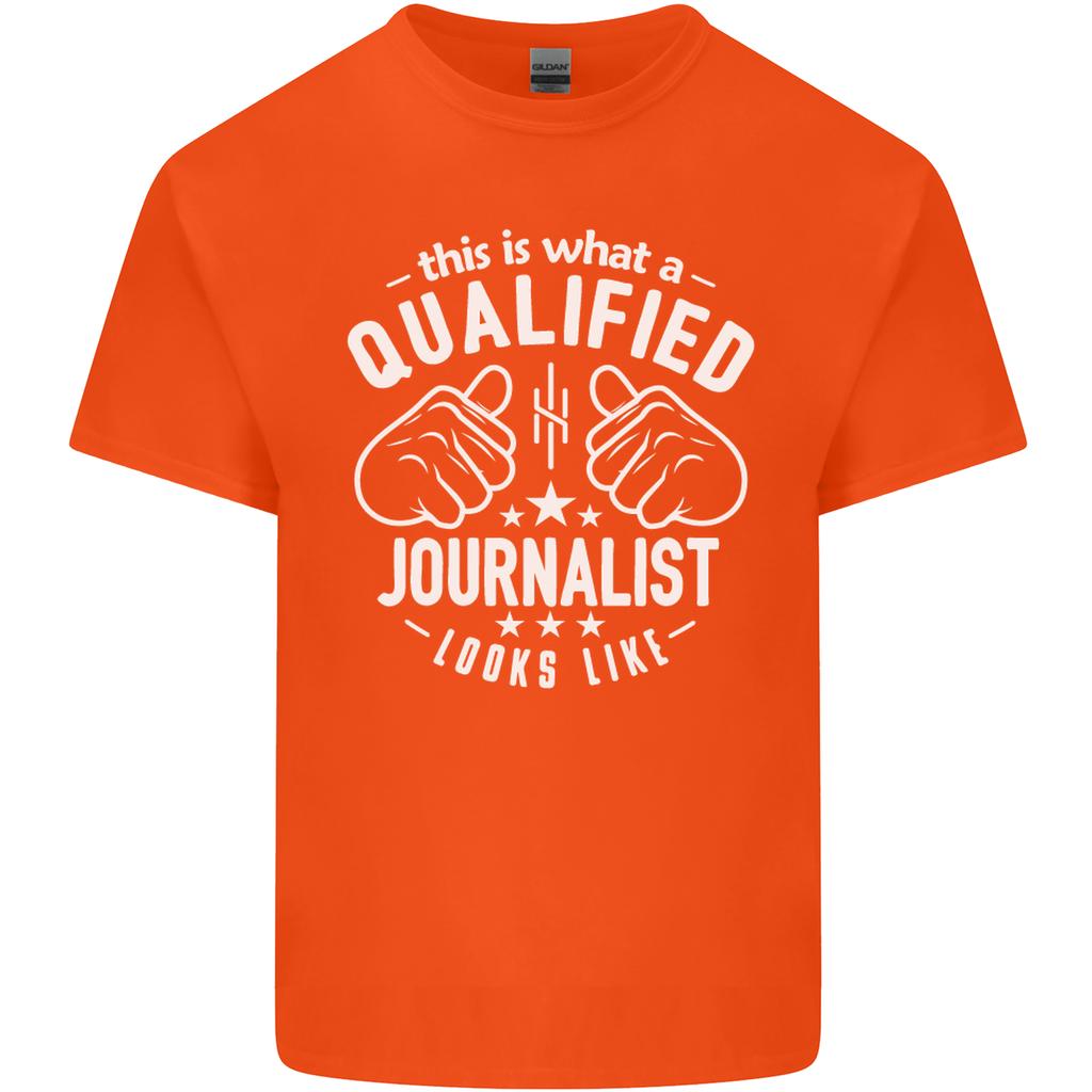 This Is What a Qualified Journalist Looks Like Unisexs Light Cotton TShirt