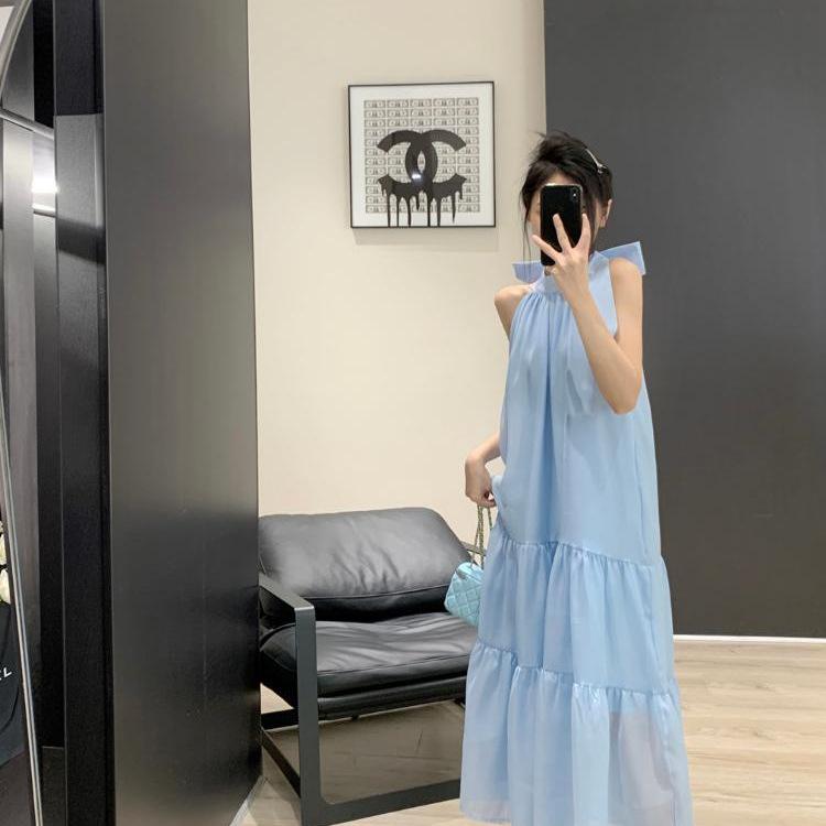 Women's Summer 2026 French Halter Neck Dress - Sweet, Age-Reducing, Long Fairy Skirt with Unique Design