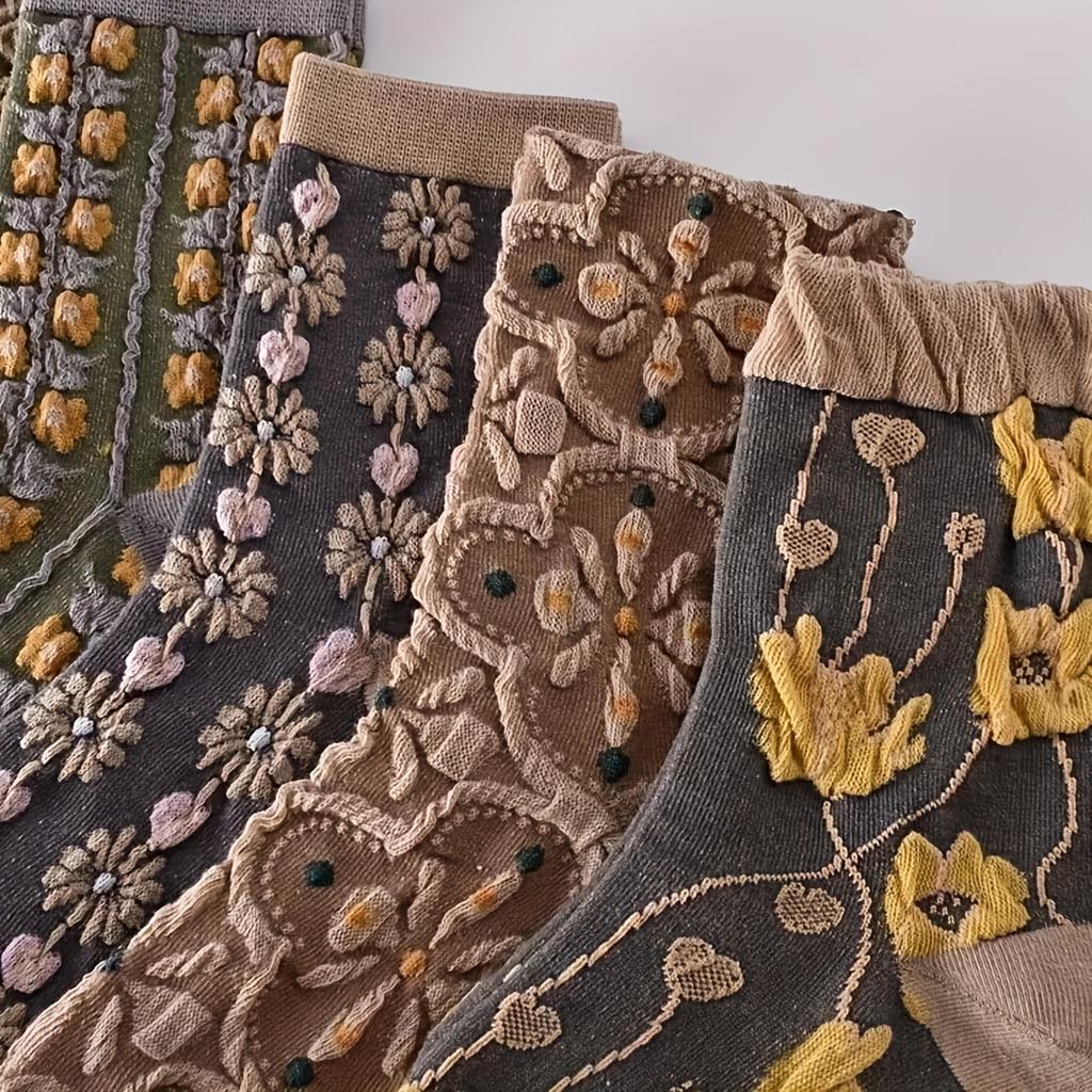 5 Pairs Women's 3D Floral Texture Socks, Elegant Mid-Calf Retro Court Style Full Set