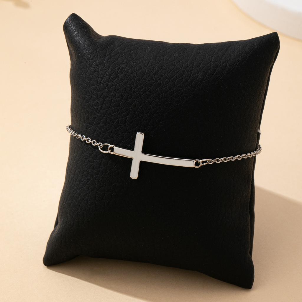 A Women's Bracelet, Simple Cross Classic Fashion Bracelet, Suitable for Daily Wear and Vacation Wear