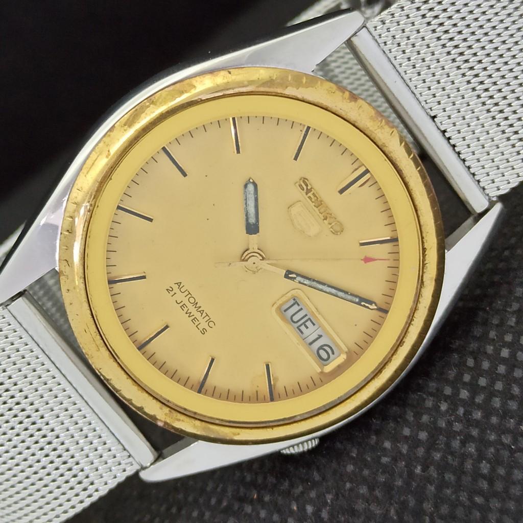 

Б/У SEIKO 5 АВТО ВИНТАЖНЫЕ 7019A ЯПОНИЯ МУЖСКИЕ ЧАСЫ D/D ОРИГИНАЛЬНЫЙ ЦИФЕРБЛАТ 554-a293960-2 SKU554-a293960