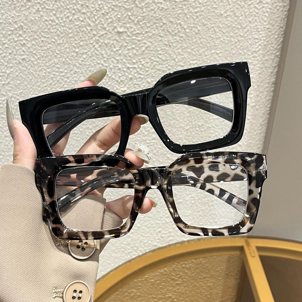Vintage Black Computer Glasses Frame Women Men Anti Blue Light Square Eyewear Blocking Glasses Optical Spectacle New Eyeglass