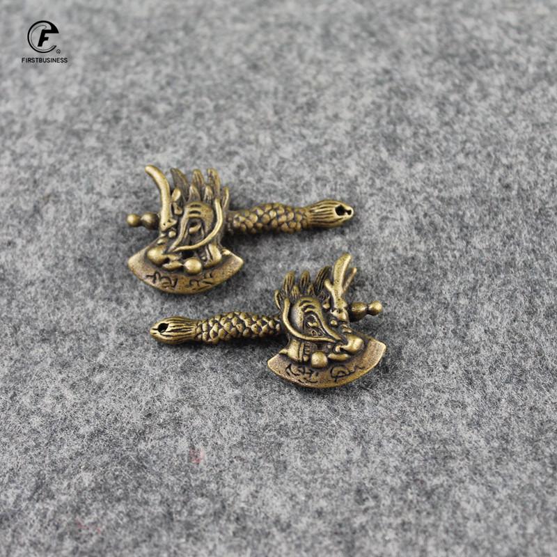 Antique Copper Chinese Ancient Dragon Head Axe Weapon Artifact Tea Pet Ornament Brass Figurines Desk Decoration Keychain Pendant