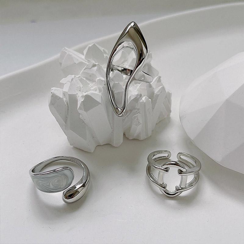 925 Sterling Silver Rings For Women Trendy Fashion O White Stone Hug Hollowout Shape Handmade Couple Jelwery For Party Gift