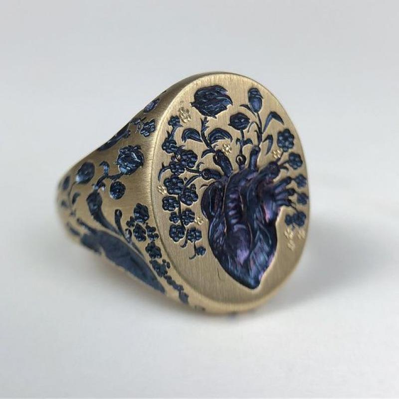 Retro Personality Exaggerated Flower Ring Female Style All Kinds of Temperament Antique Creative Ring Us size 6 золотой