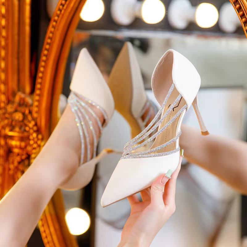 High temperament high heels niche high temperament spring soft soles do not tire feet increase height single shoes