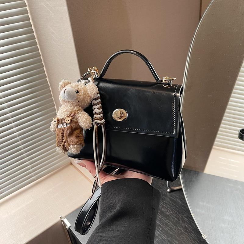 High-end niche bag women's new spring and summer versatile shoulder messenger bag casual portable small square bag