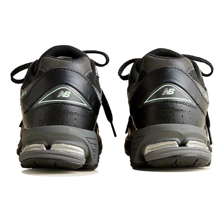 2002R New Balance 'Black Powder Green' M2002RLD