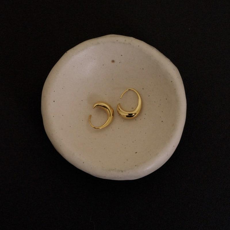 

ovbeige [VEI] 925silver BOLD HOOK EARRINGS GOLD