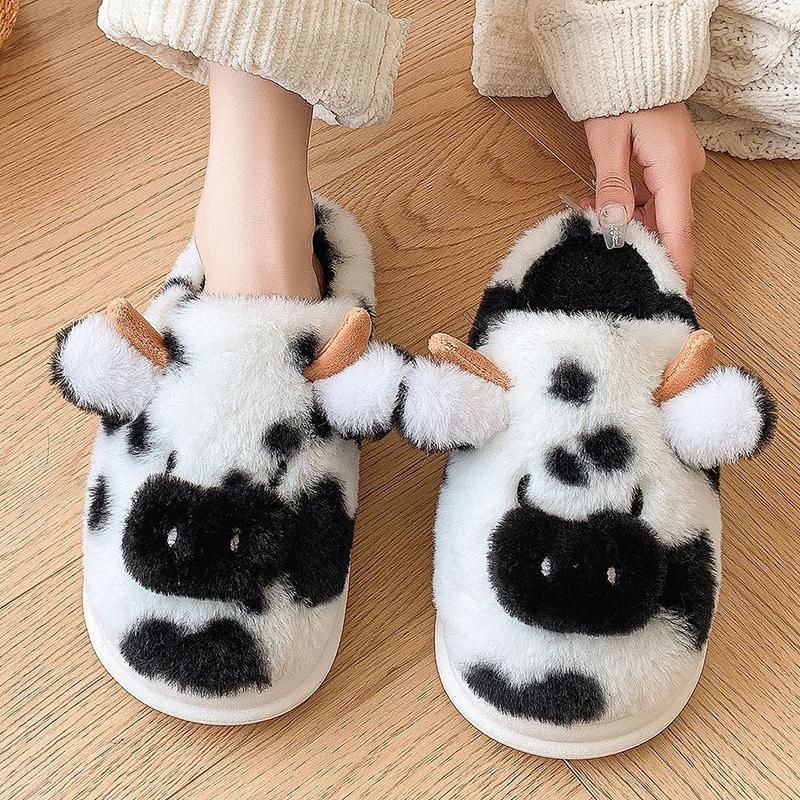 Fashion Cute Spotted Cow Cotton Slippers Women Indoor Non Slip Warm House Plush Slides Woman Round Toe Slip On Cotton Slippers Ladies
