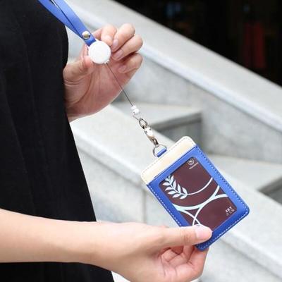 Vizitka, zaměstnanecká karta, šňůrka na krk, držák s navíjecím mechanismem, náhrdelník, peněženka na karty